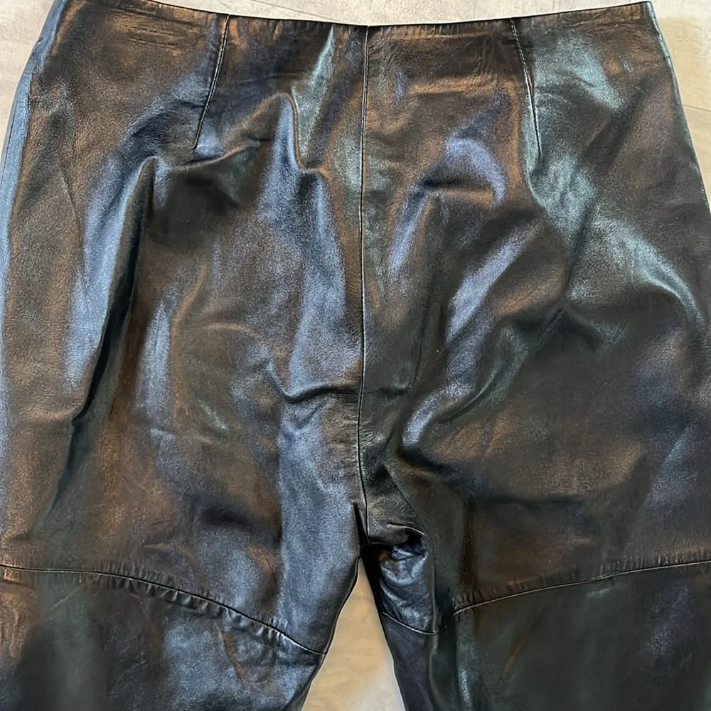 VS2   Lambskin leather pants  black Lined soft & pliable  straight leg EUC Sz. 8
